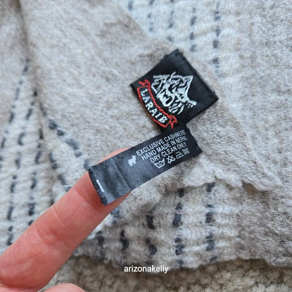 Laraib Cashmere Woven Scarf Natural Earthy Made in Nepal - Picture 5 of 16